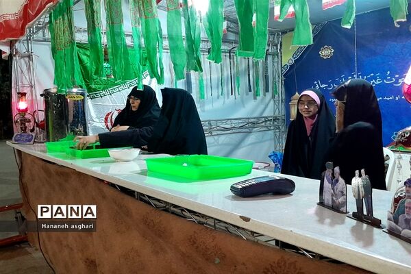 جشن ایستادگی در جوار مزار شهید گمنام به مناسبت گرامیداشت هفته دفاع مقدس