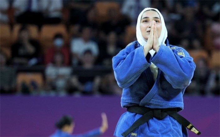 نماینده جودو بانوان ایران حریف قزاق خود را ضربه فنی کرد