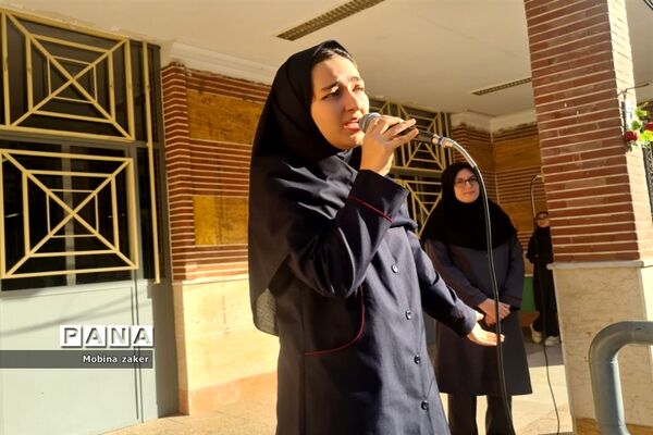 جشن سالروز آغاز امامت امام زمان در دبیرستان فرهنگ ۱۳