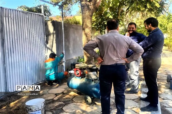 روز سوم آماده سازی هنرستان فاطمه زهرا ناحیه یک برای نواختن زنگ مهر