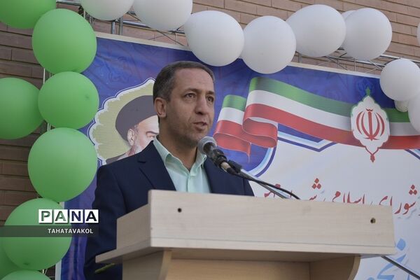 جشن بهار تعلیم و تربیت در دبستان حضرت مریم مقدس بومهن