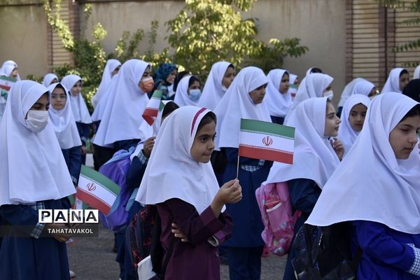 جشن بهار تعلیم و تربیت در دبستان حضرت مریم مقدس بومهن