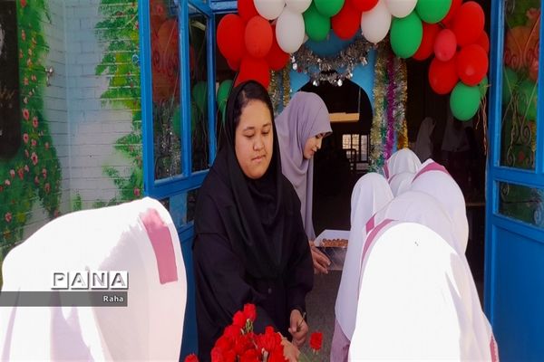 آیین بازگشایی مدارس در آموزشگاه شهید حسینی جوادآباد