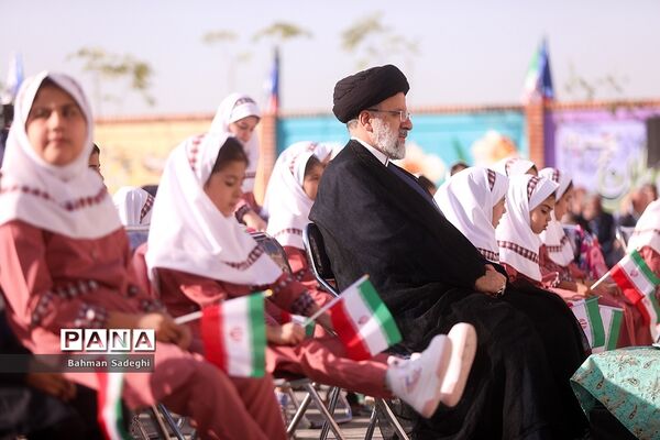 مراسم آغاز سال تحصیلی ۱۴۰۳-۱۴۰۲ با حضور رئیس جمهوری