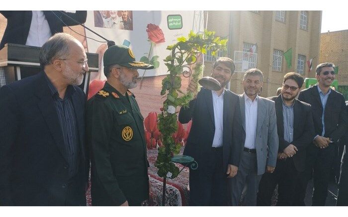 نواخته شدن زنگ «مهر، ایثار و مقاومت» با حضور معاون رئیس‌جمهور در قم
