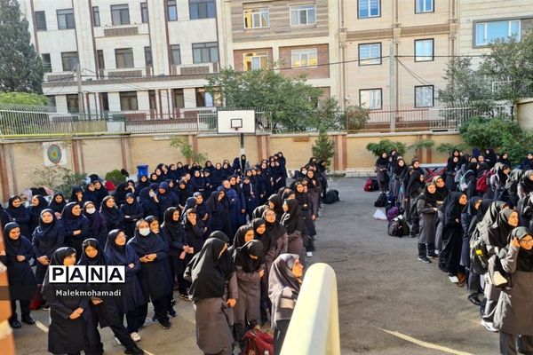 زنگ مهر در دبیرستان دخترانه فرهنگ  ۱۳