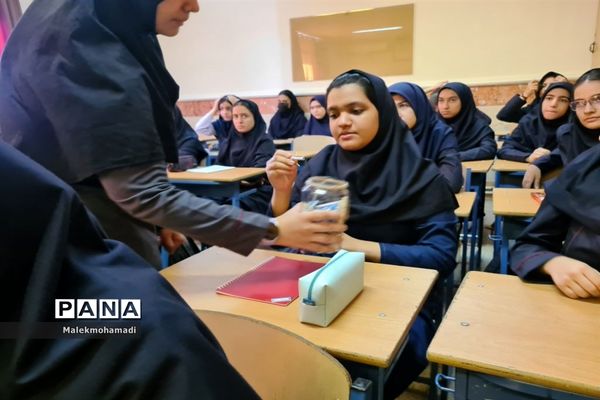 زنگ مهر در دبیرستان دخترانه فرهنگ  ۱۳