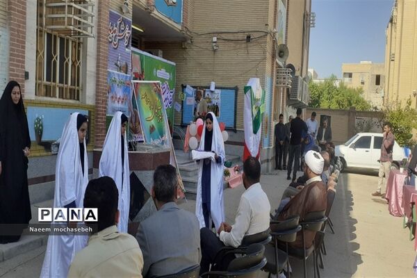 نواخته شدن زنگ آغاز سال تحصیلی جدید و زنگ هفته دفاع مقدس در مدارس شادگان