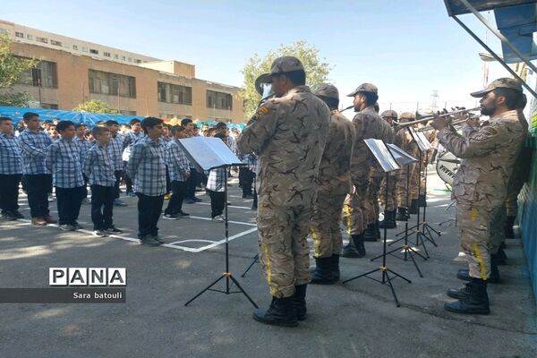 جشن بازگشایی مدارس در منطقه ۱۸