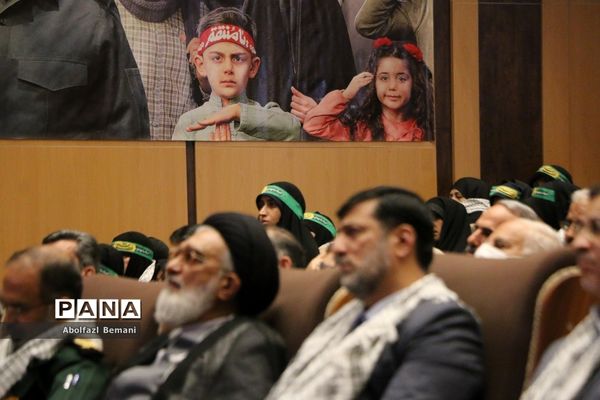 همایش سراسری تجلیل از پیشکسوتان جهاد و مقاومت در قم