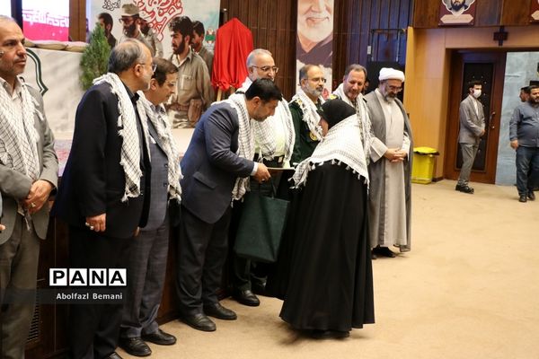 همایش سراسری تجلیل از پیشکسوتان جهاد و مقاومت در قم