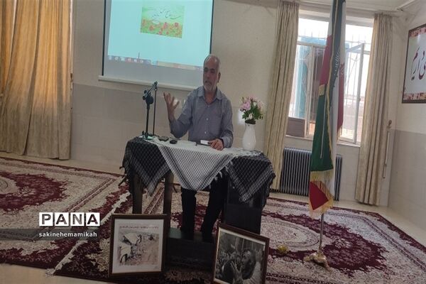 نواخته شدن زنگ «مهر و مقاومت» در دبیرستان امام صادق(ع) ابرکوه