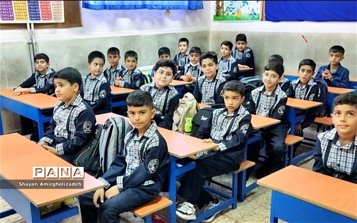 برگزاری جشن آغازین مهرماه در مدرسه شاهد و کمال شهرستان قرچک/فیلم