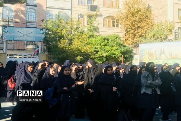 مراسم آغاز سال تحصیلی در دبیرستان شاهد ارض اقدس