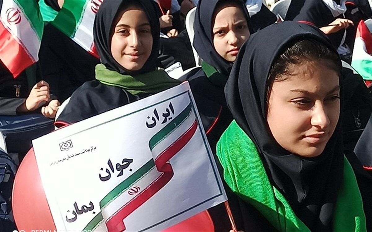 دانش‌آموزان تحصیل تهذیب و ورزش را برای رسیدن به موفقیت جدی بگیرند