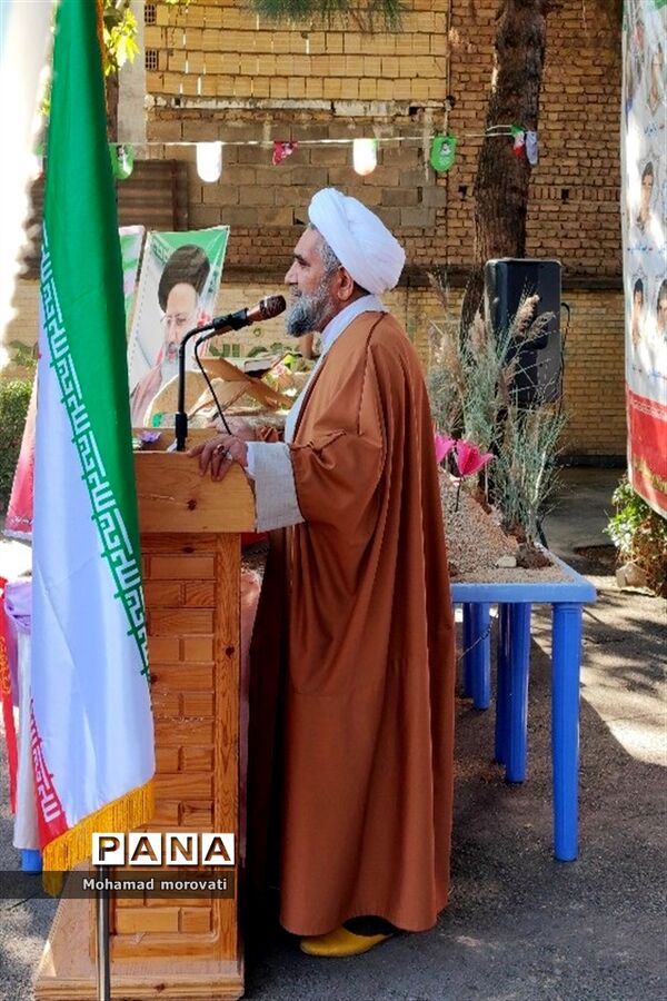 آیین نواختن زنگ مهر و مقاومت در شهرستان مانه و سملقان
