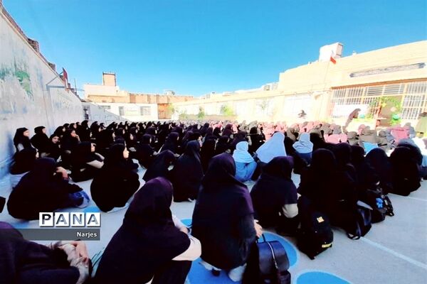 آغاز سال تحصیلی در دبیرستان شاهد مطهره