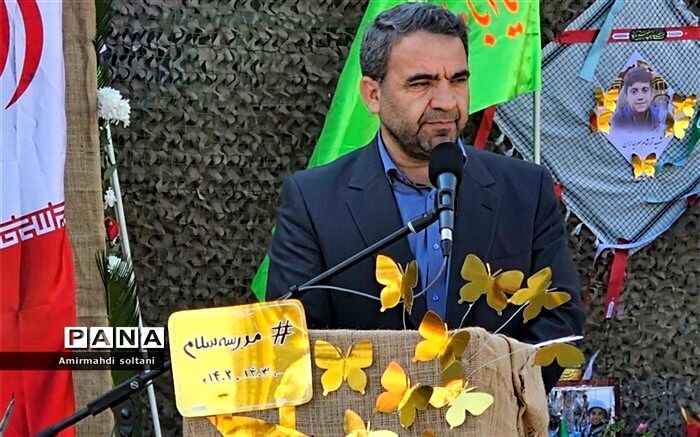 ایران همیشه به مفاخر فرهنگی خود در کشور افتخار می کند