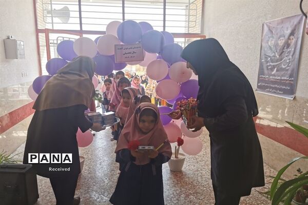 طنین  زنگ ایثار و مقاومت در مدارس شهرستان اقلید