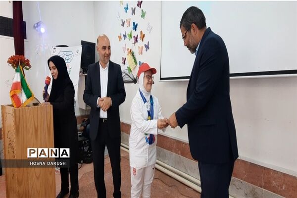 آیین بازگشایی مدارس استثنایی در دبستان پیوند