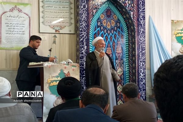 اقامه نماز ظهر و عصر توسط نماینده ولی فقیه و امام جمعه مشهد مقدس در آغاز سال تحصیلی در دبیرستان شاهد فاطمیه