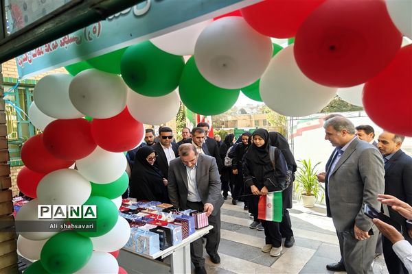 نواختن زنگ مهر، ایثار و مقاومت و آغاز سال تحصیلی جدید در کرمانشاه