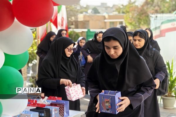 نواختن زنگ مهر، ایثار و مقاومت و آغاز سال تحصیلی جدید در کرمانشاه