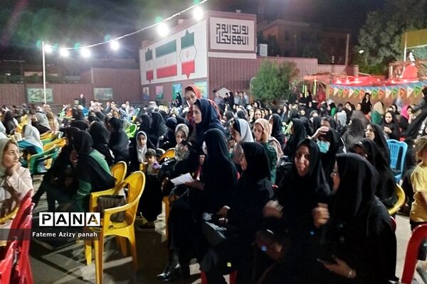 برگزاری یادواره شهدا در مدارس آباده