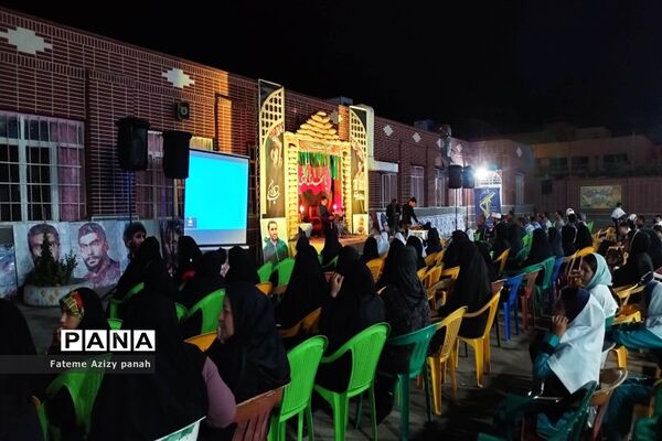 برگزاری یادواره شهدا در مدارس آباده