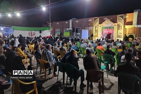 برگزاری یادواره شهدا در مدارس آباده