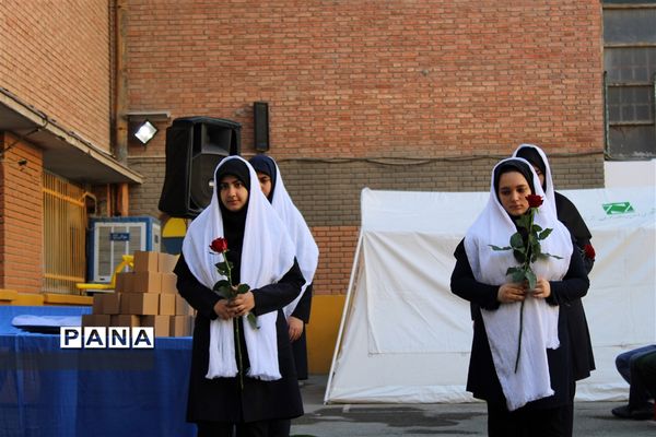 طنین زنگ مهر مهدوی در هنرستان فیروزکوهی