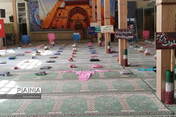 سومین رزمایش همدلی کمک به دانش‌آموزان نیازمند شهرستان اقلید در سال تحصیلی جدید
