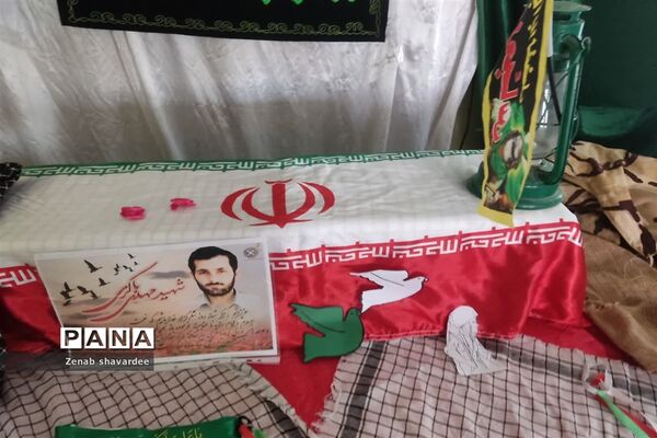 برپایی نمایشگاه هفته‌ دفاع مقدس در مدارس شادگان