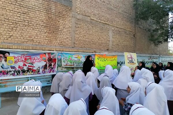 برگزاری صبحگاه انتظار در دبستان شهیدان صافی ابرکوه
