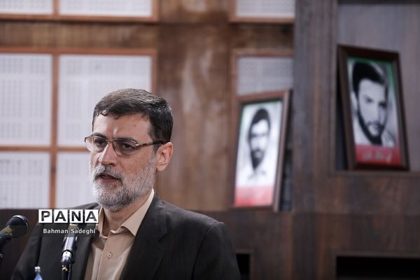 مراسم رونمایی از صدو چهل شهید، صدو چهل روایت