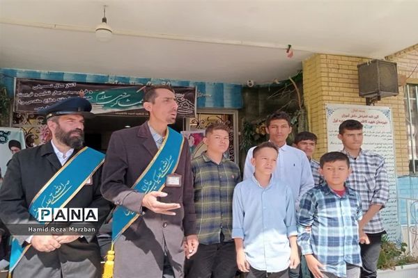 حضورخادمان مسجد مقدس جمکران درآموزشگاه شاهد شهید کاظمی اسلامشهر