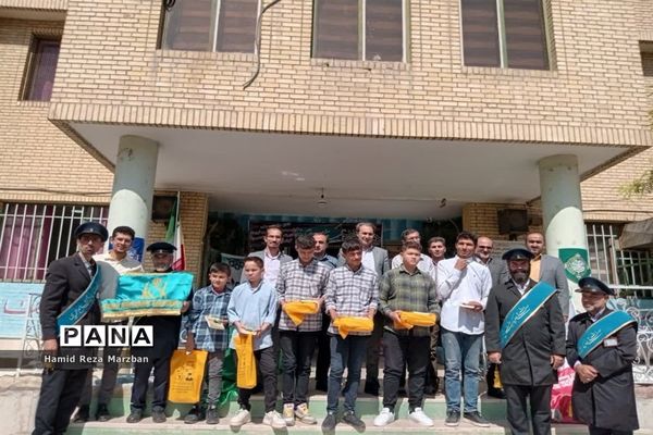حضورخادمان مسجد مقدس جمکران درآموزشگاه شاهد شهید کاظمی اسلامشهر