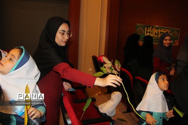 برگزاری جشن آغاز امامت امام زمان ,(عج) درمدارس استان قزوین