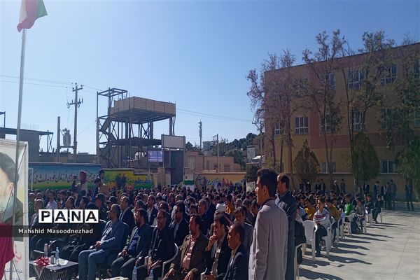 آیین نواختن زنگ مهر و مقاومت وَ مهر مهدوی در هنرستان علامه طباطبایی شهرستان تربت حیدریه