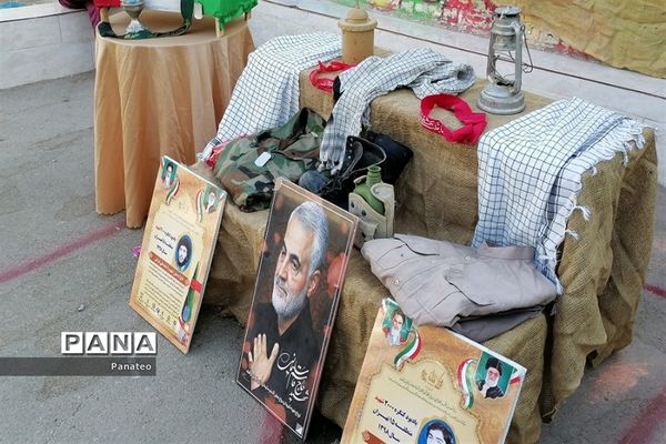 آیین ولایت امام زمان (عج) در مدارس شهرستان‌قرچک