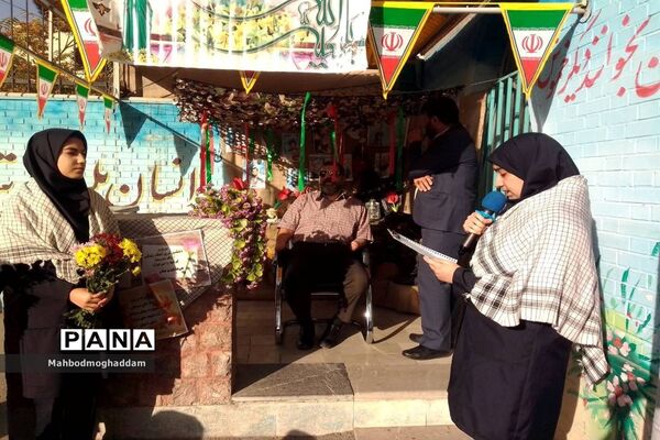 مراسم هفته دفاع مقدس در دبیرستان نرجس منطقه ۱۳
