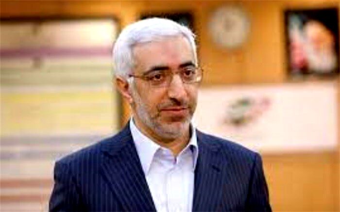 قبل از ورود سیمان به بورس ۷۰ درصد سیمان کشور توسط ۲۰ نفر دادوستد می‌شد