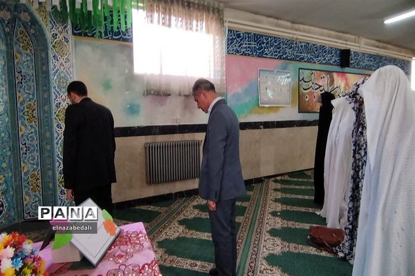 نواختن زنگ انتظار در هنرستان شیخ محمد بلیغ به‌مناسبت آغاز ولایت ولی عصر (ع)