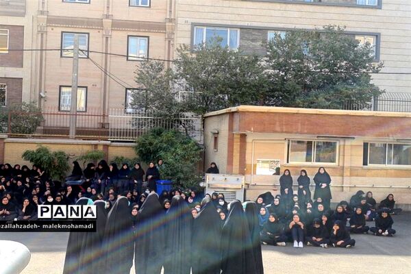 استقبال از کاروان مقاومت در مدارس منطقه ۱۳
