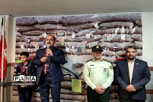 فرزندان شهید حسین اسماعیلی توسط مدیرکل آموزش و پرورش شهرستان‌های تهران راهی کلاس درس شدند