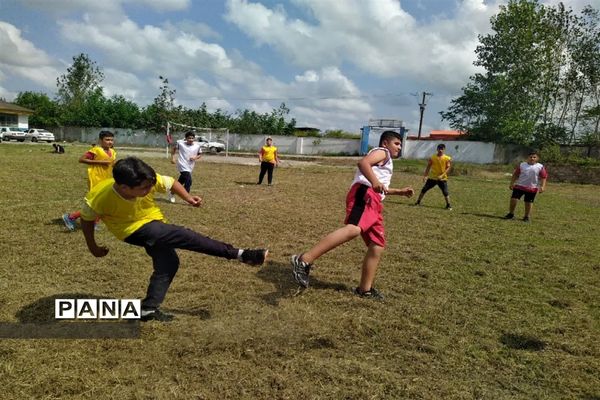 مسابقات مینی فوتبال در محمودآباد