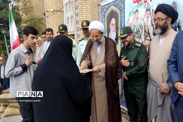 صبحگاه مشترک دانش‌آموزی در مدرسه علی‌بن موسی‌الرضا شهرستان قرچک