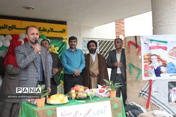 شور عاطفه‌ها در مدارس گلوگاه