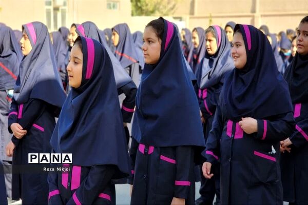 حضور خادمان جمکران در مدارس ناحیه یک بهارستان
