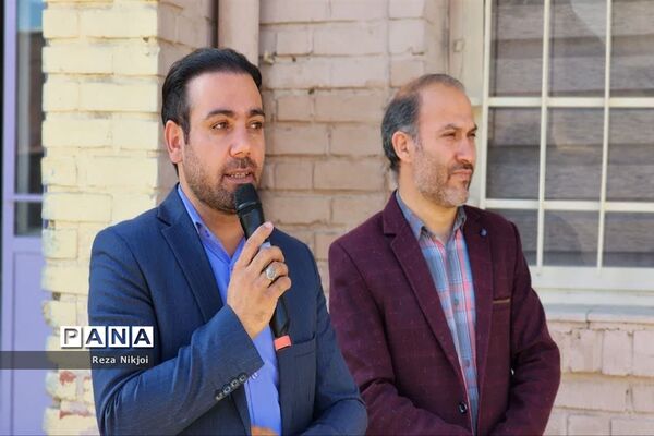 حضور خادمان جمکران در مدارس ناحیه یک بهارستان